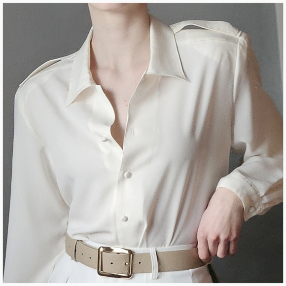 VINTAGE Claudia Richard Blouse in White - Picture 3 of 8